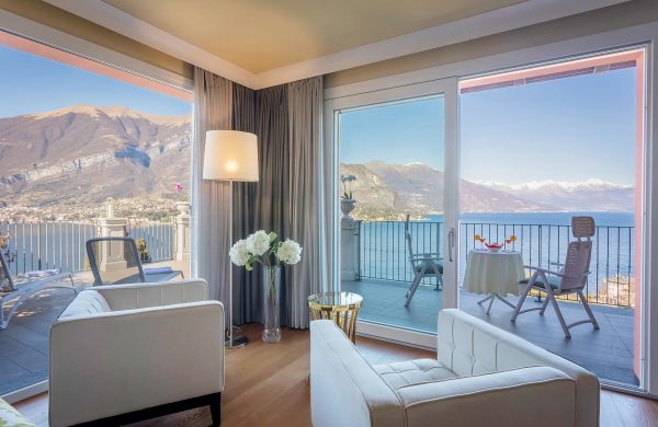 Suite Borgo with lake view and terrace