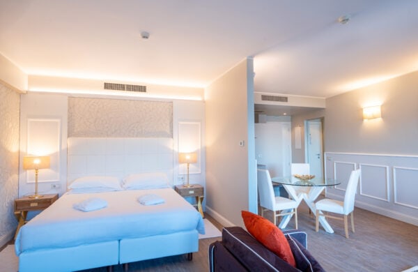 Superior Suite with lake view