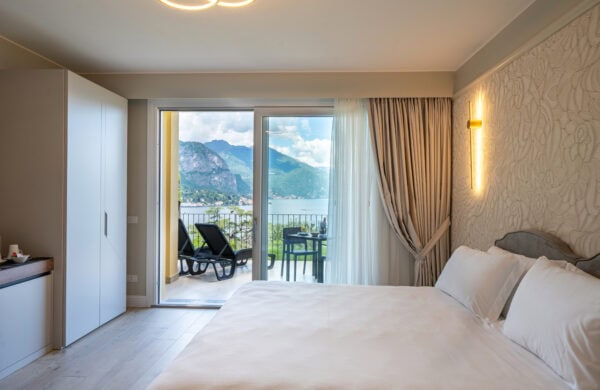 Deluxe room lake view