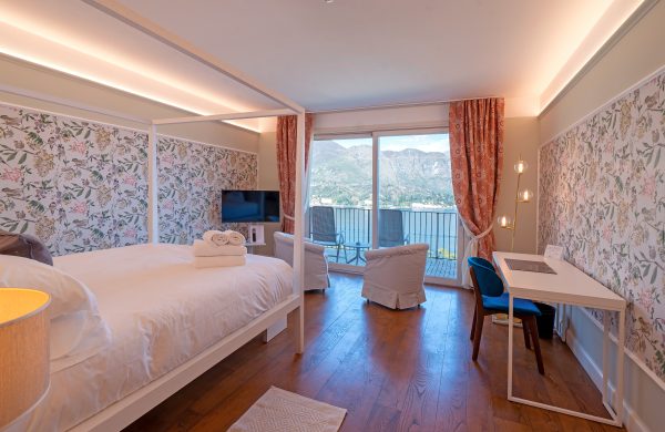 Junior suite lake views